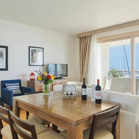 Isa-resort With Swimming-pool In Marina Di Scarlino Just 200 Meters From The Sea