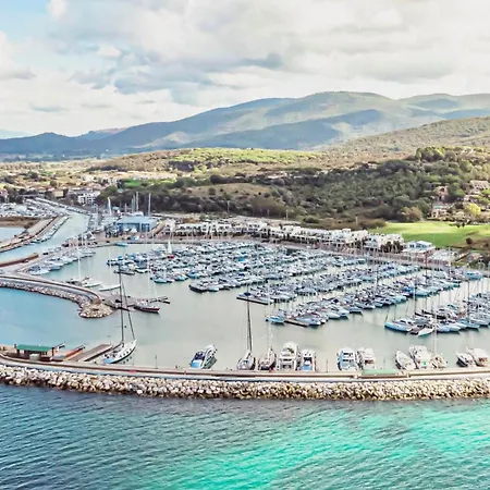 Isa-resort With Swimming-pool In Marina Di Scarlino Just 200 Meters From The Sea *